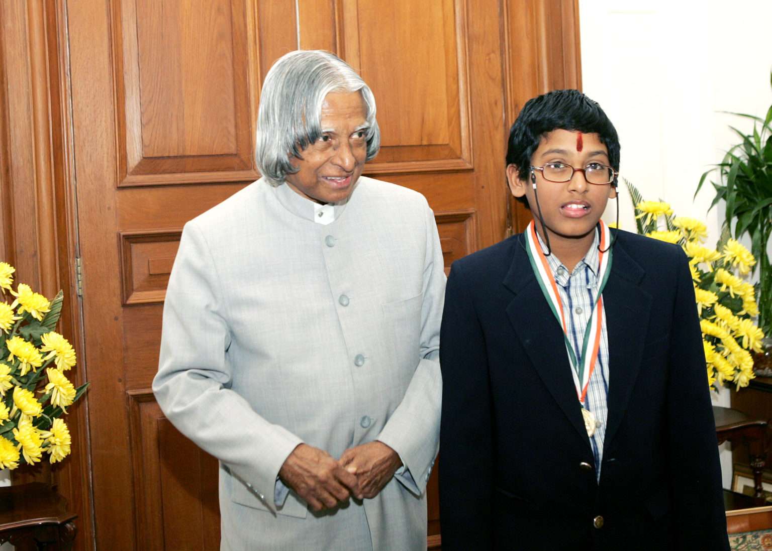 GM Priyadharshan Kannappan founder of Chess Gaja in picture with the then President of India Mr.APJ.Abdul Kalam