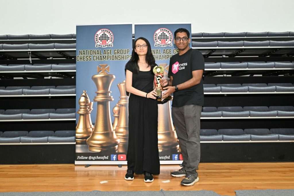 Open Under 16. Prizes presented by GM Priyadharshan Kannappan